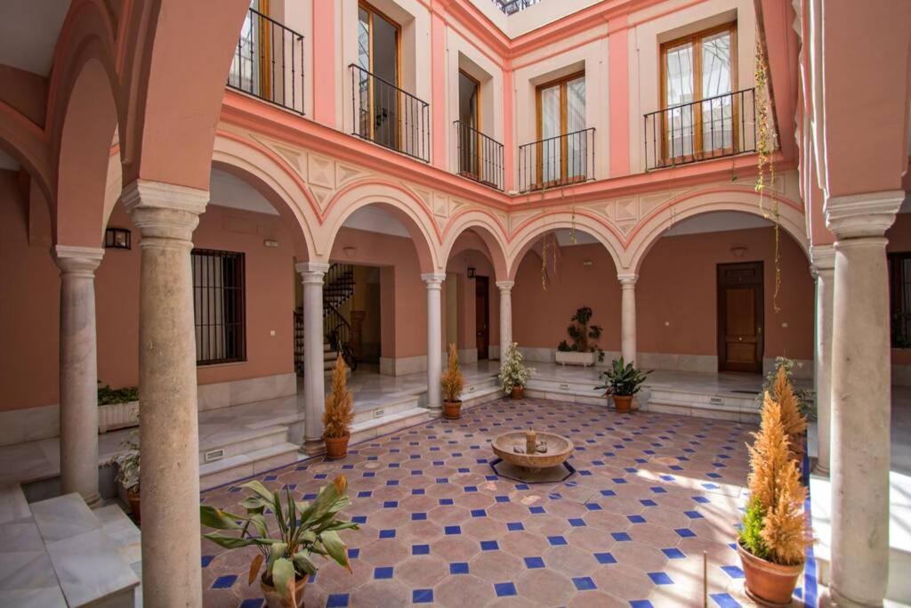 Goyeneta Palace By Valcambre Seville Exterior photo